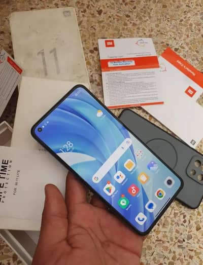 Xiaomi 11 Lite official pta approved 8  128
