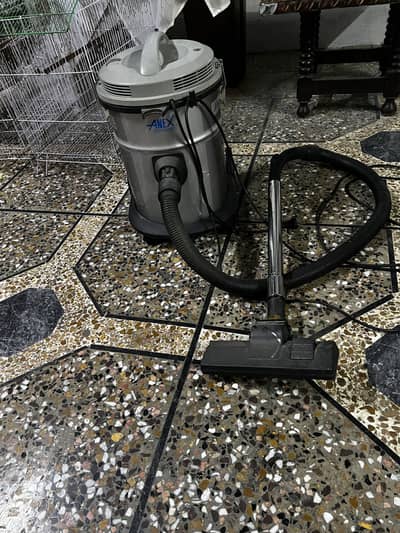 Anex Vacuum Cleaner 18L capacity - Urgent Sale