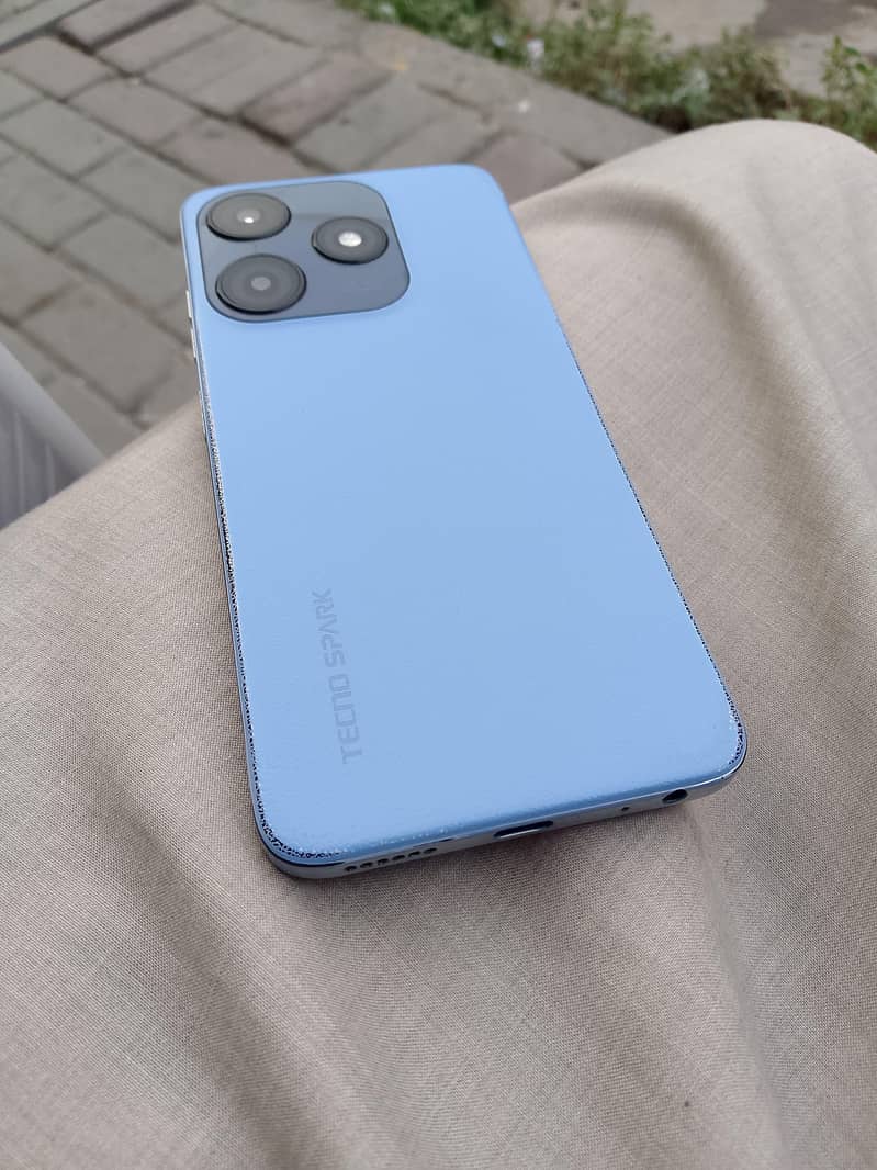 Tecno Spark 10C 0