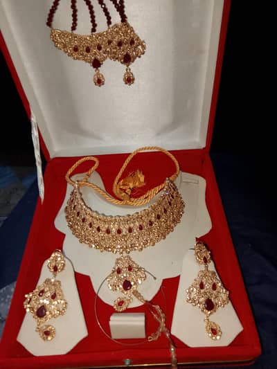 Bridal jewelry set