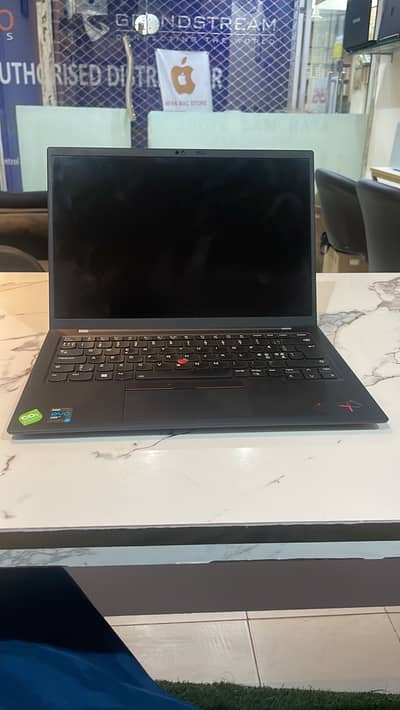 Lenovo thinkpad x1  carbon i7.11th generation high working laptop
