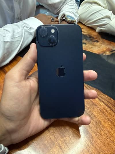 Apple iPhone 13