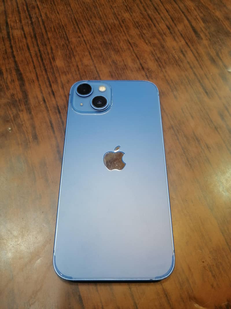 Apple iPhone 13 0