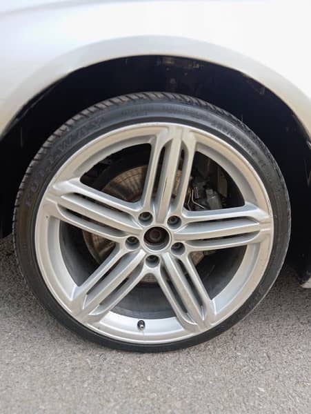 Audi A4 2014 4