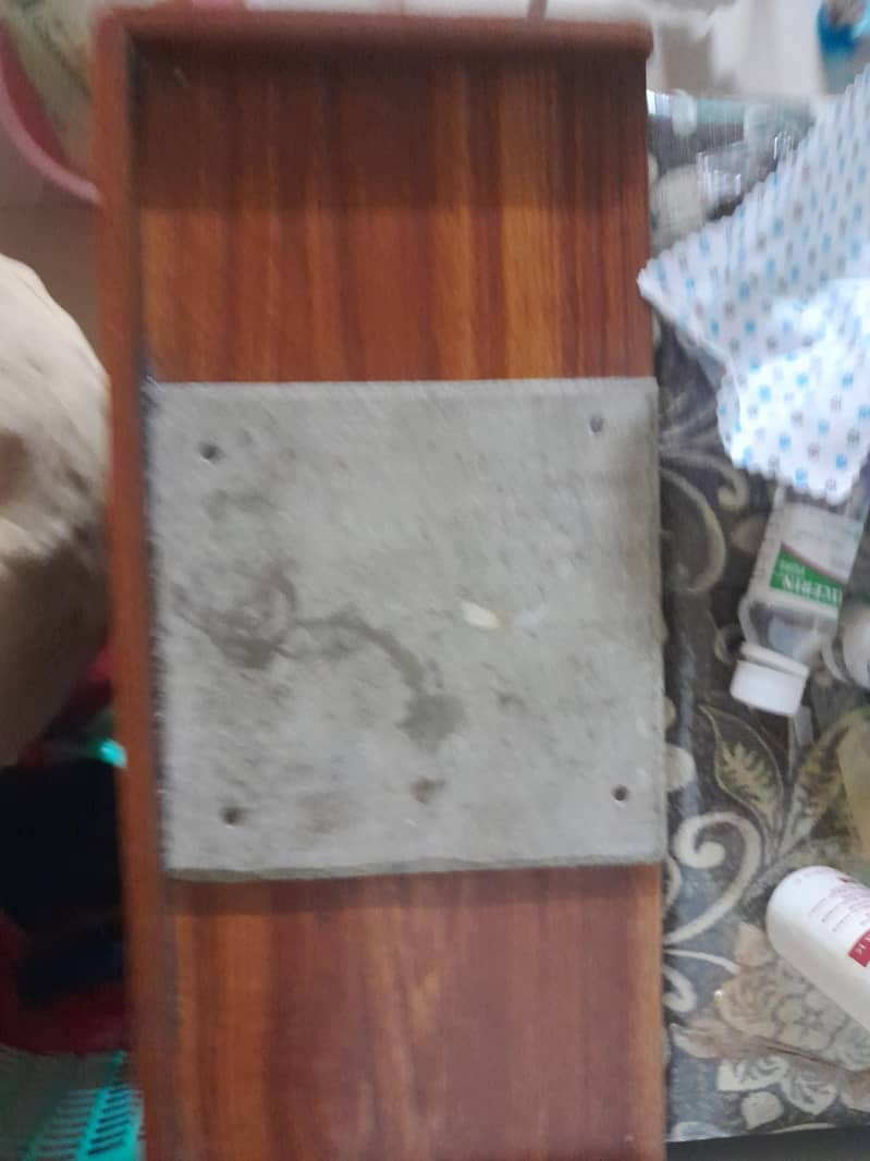 iron stand 4