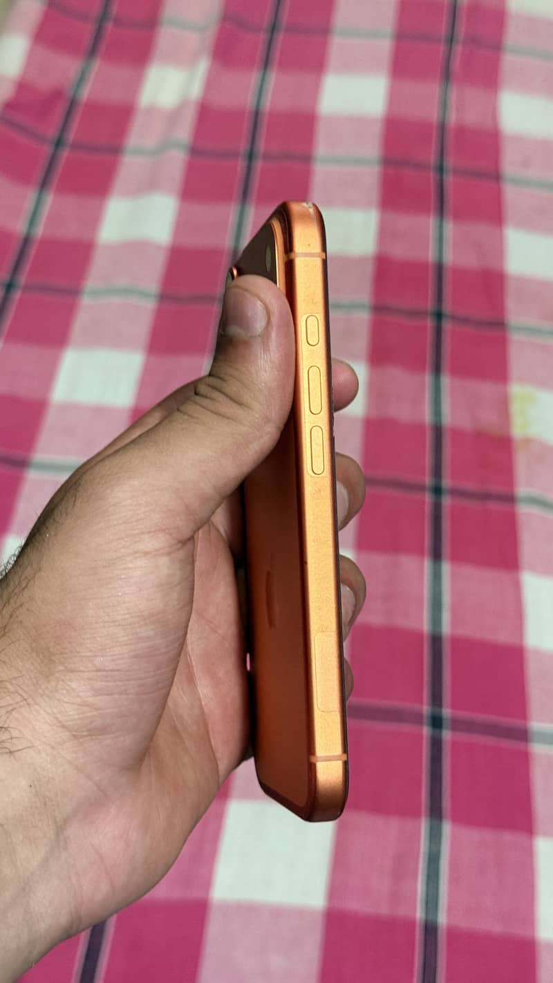 Apple iPhone 17 Pro 4