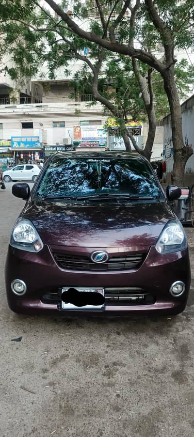 Daihatsu Mira 2012