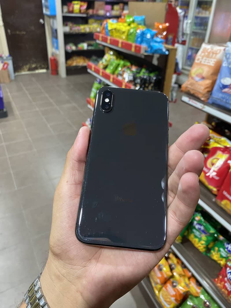 Apple iPhone X 5