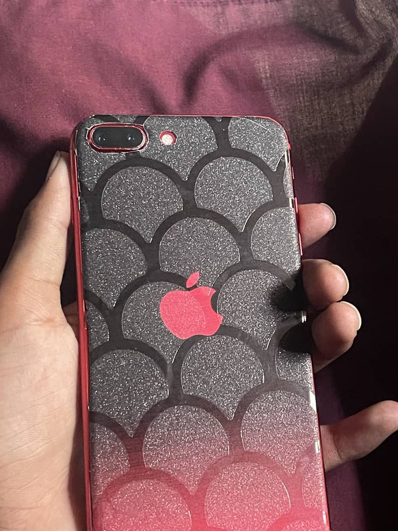 Apple iPhone 8 Plus 1