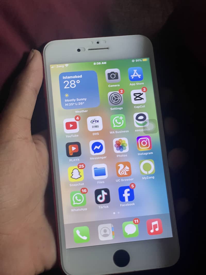 Apple iPhone 8 Plus 3