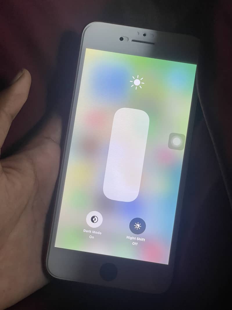 Apple iPhone 8 Plus 5