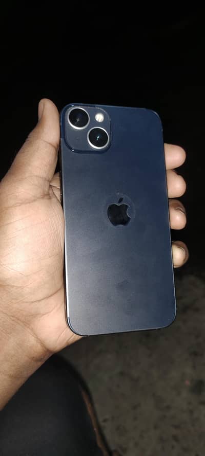 Apple iPhone 13