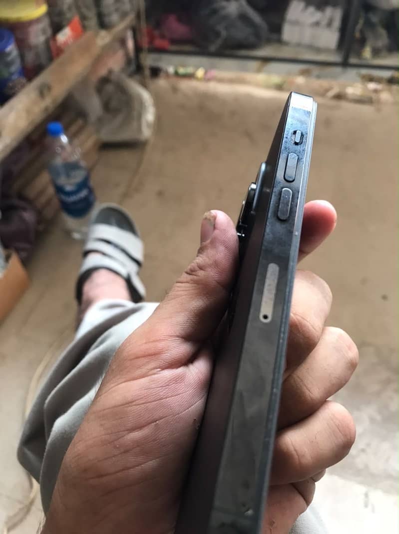 iPhone 14pro bypass 4