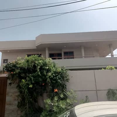 500YARDS UPPER PORTION FOR RENT IN DHA PHASE 7 WITH SEPARATE ENTRANCE