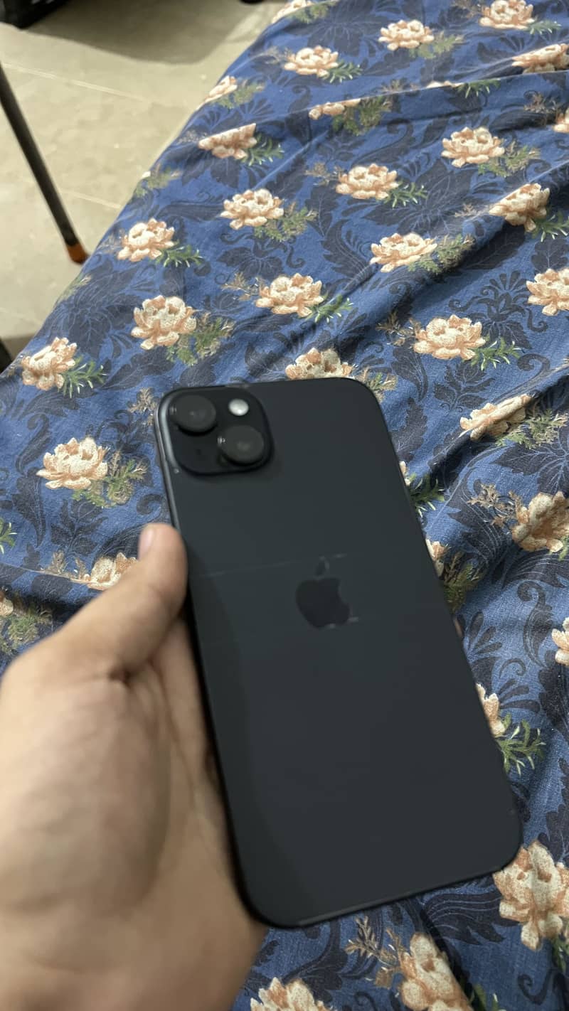 Apple iPhone 15 plus 0