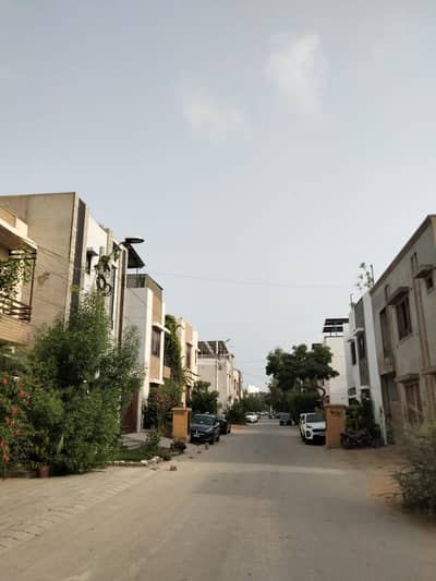 150 YARDS RESIDENTIAL WEST OPEN RESIDENTIAL PLOT FOR SELL IN DHA PHASE 7 EXT.