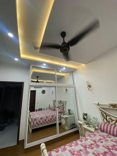 100 YARDS DOUBLE STORY BUNGALOW WITH BASEMENT FOR RENT IN DHA PHASE 7 EXT NEAR TO FATIMA MASJID