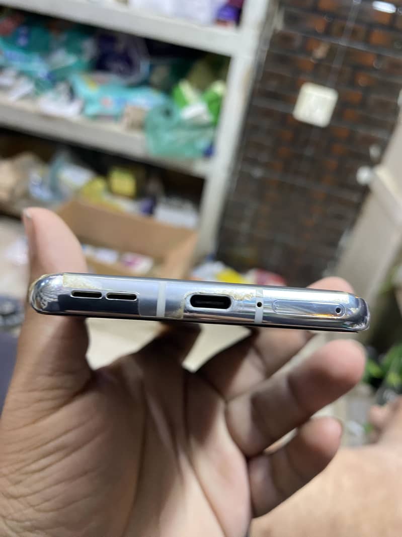 One Plus 9 Pro 0