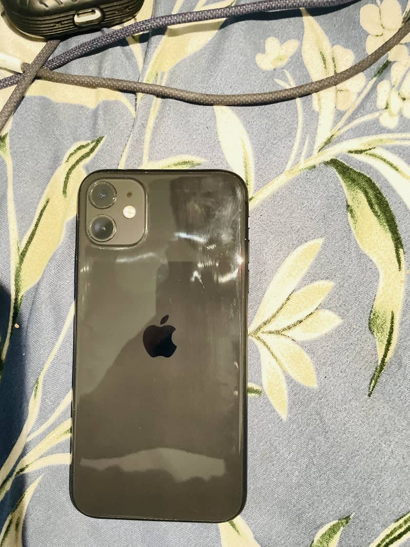 Apple iPhone 11 3