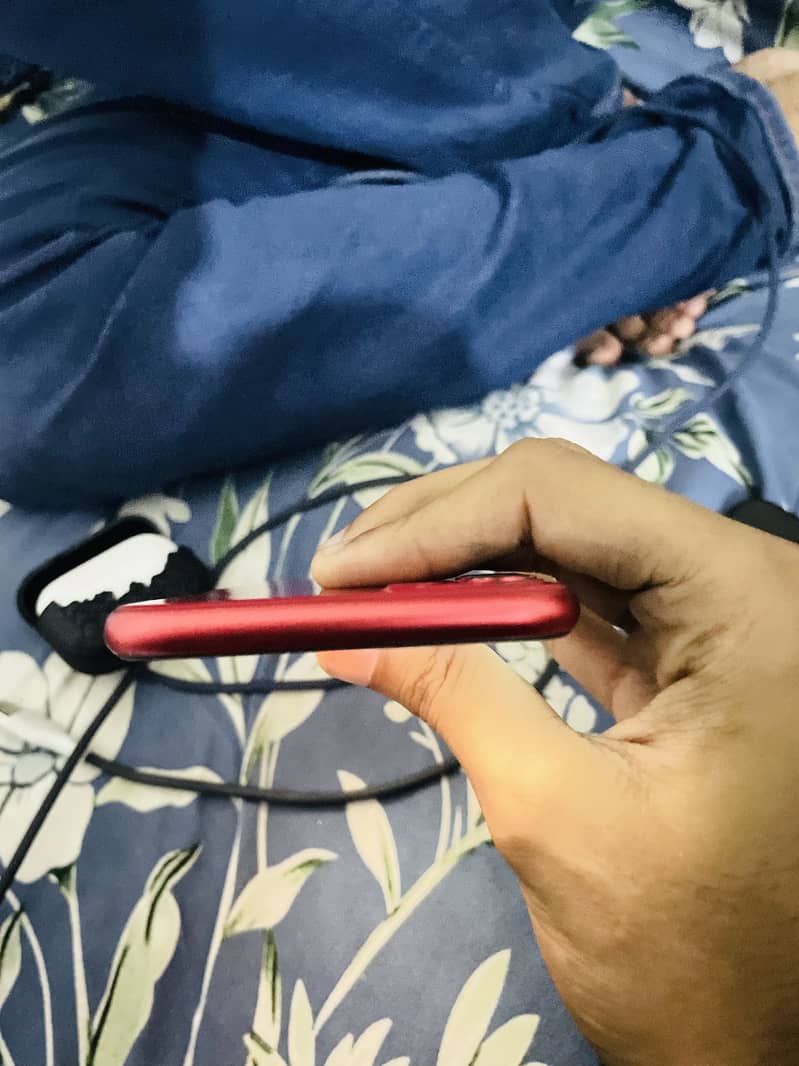 Apple iPhone 11 2