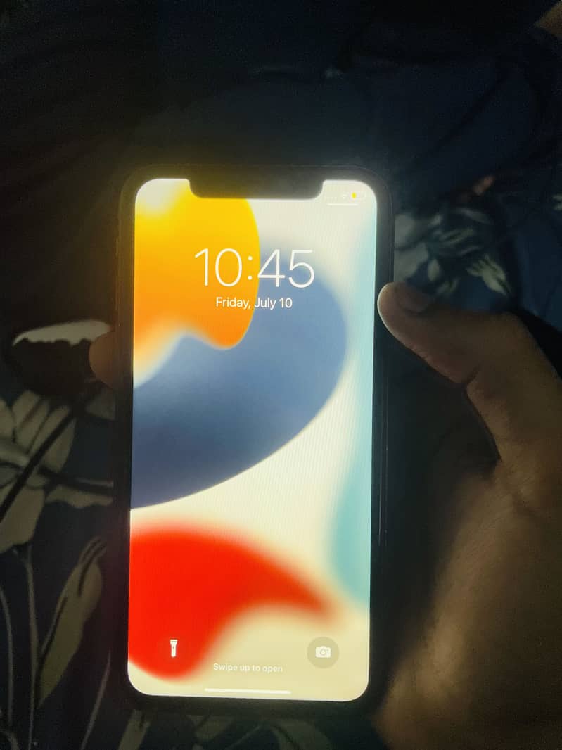 Apple iPhone 11 4