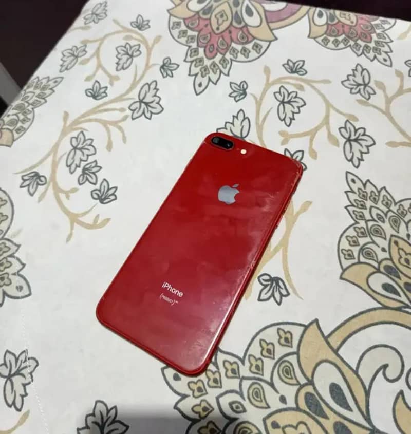 Apple iPhone 8 Plus 6