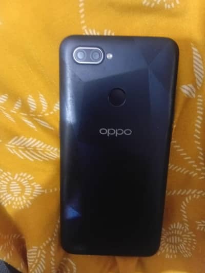 OPPO A12