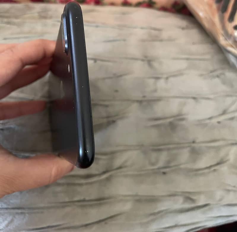 Apple iPhone 7 plus 5
