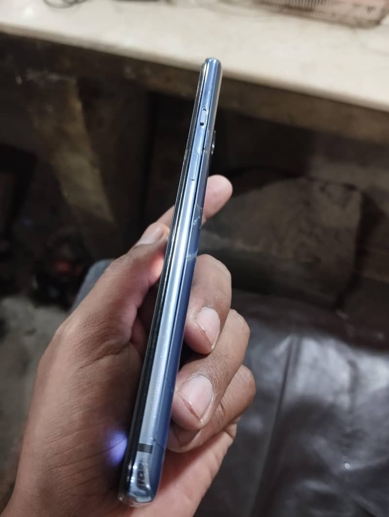 One Plus 7T 3