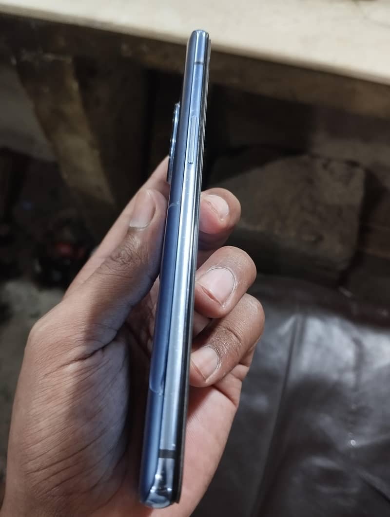 One Plus 7T 6