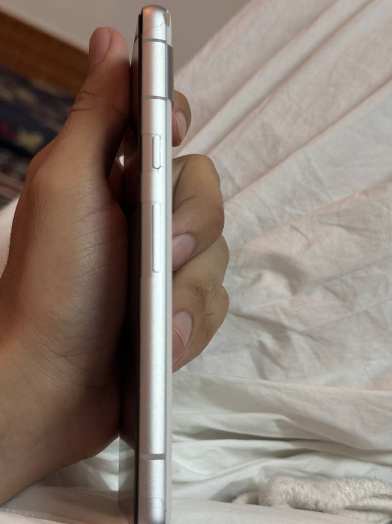 Google Pixel 7a 2