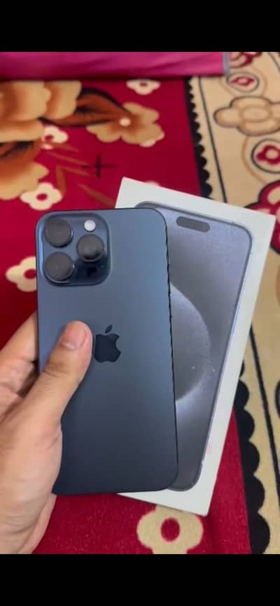 Apple iPhone 15 Pro Max factory unlock with box cable