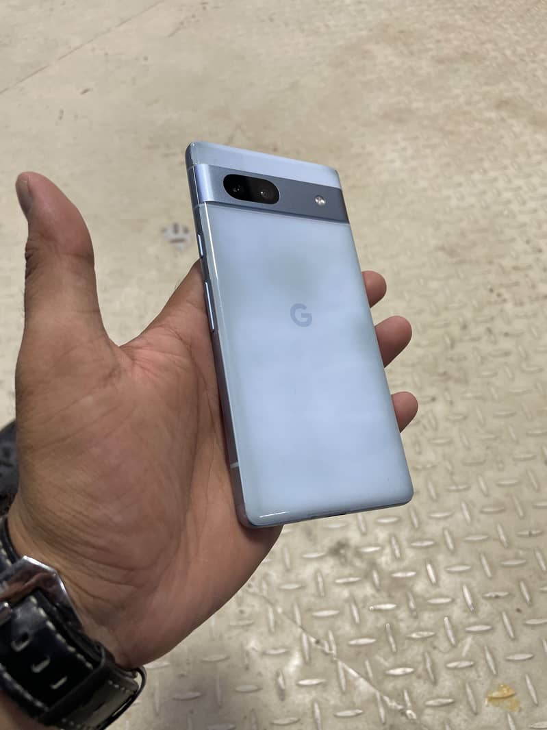 Google Pixel 7a 4