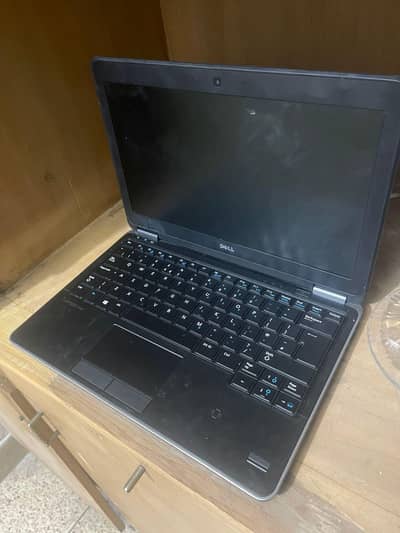 laptop bikol new hn or 10 by 9 hn