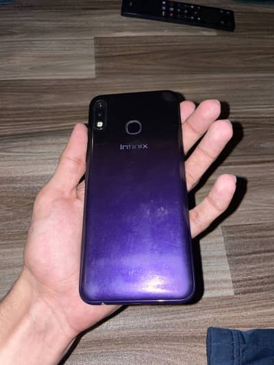 Infinix Hot 8 Lite
