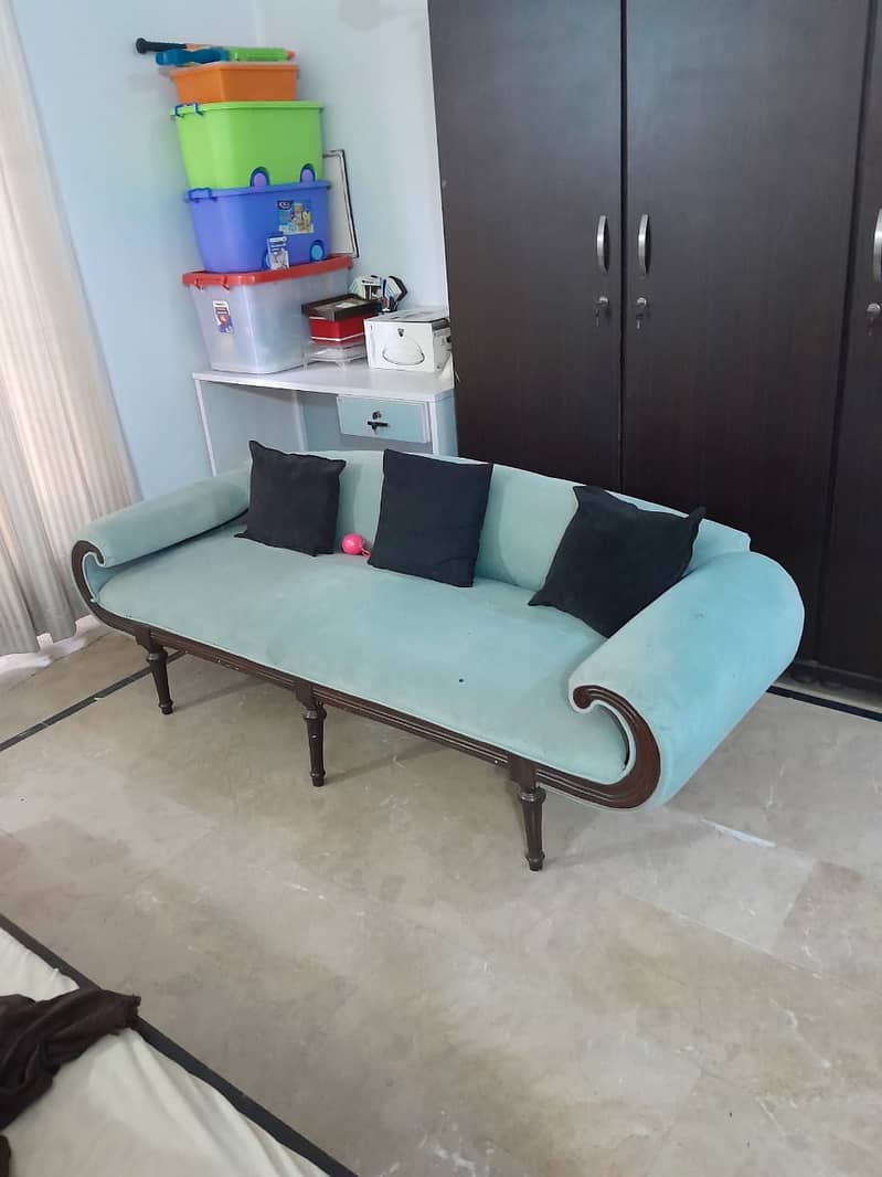 Sofa for 3 persons 1