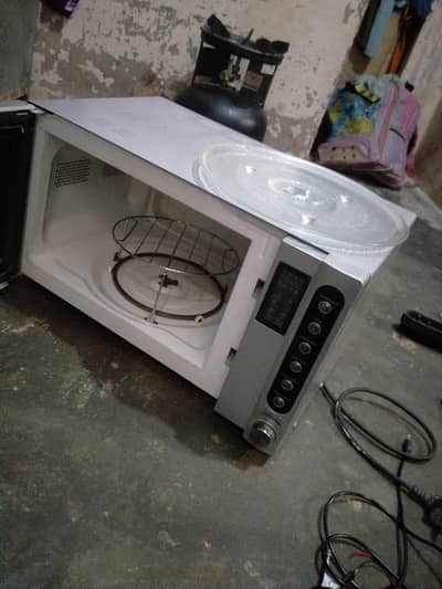 Microve Oven