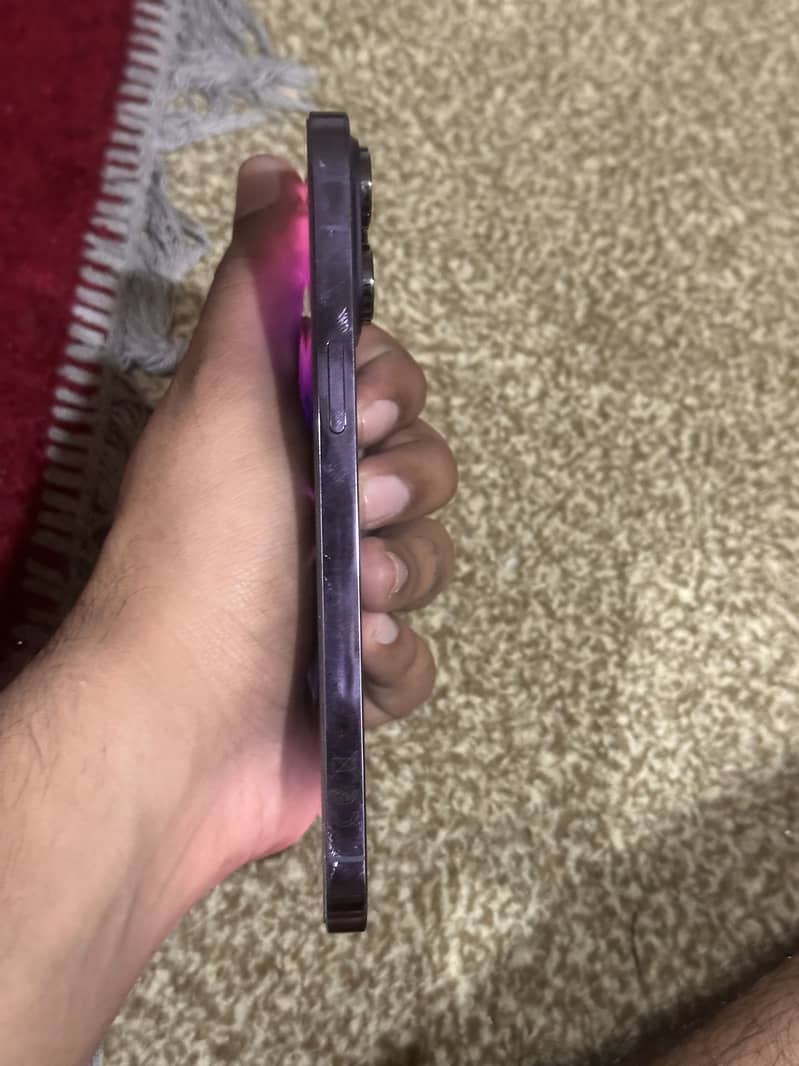 Apple iPhone 14 Pro Max 2