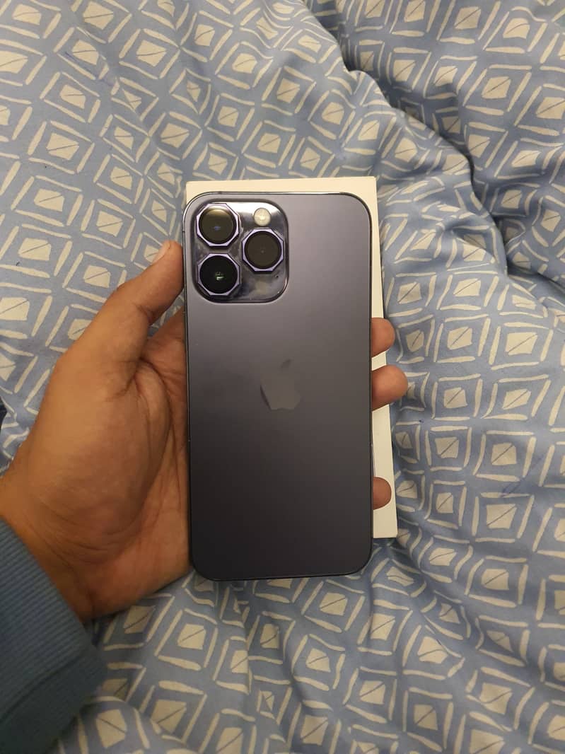 Apple iPhone 14 Pro Max 6