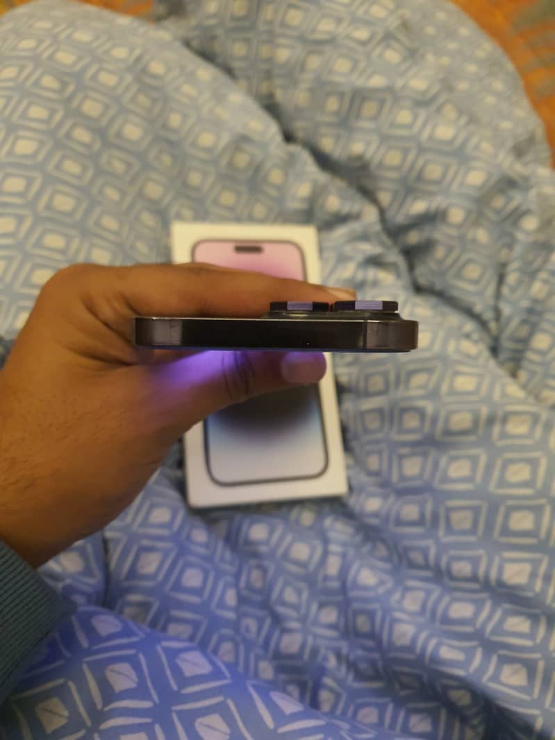 Apple iPhone 14 Pro Max 9