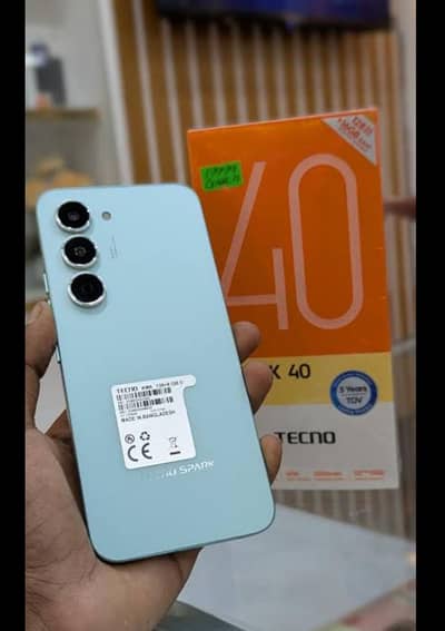 Tecno Spark 40 Pro
