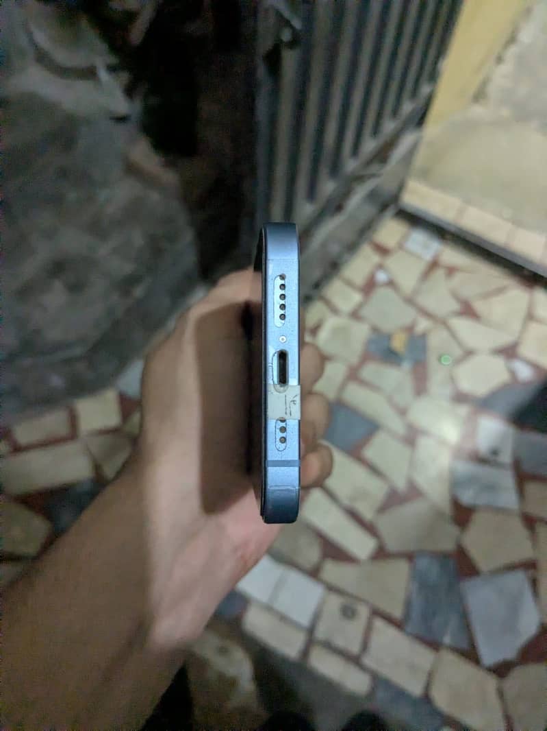 Apple iPhone 14 0