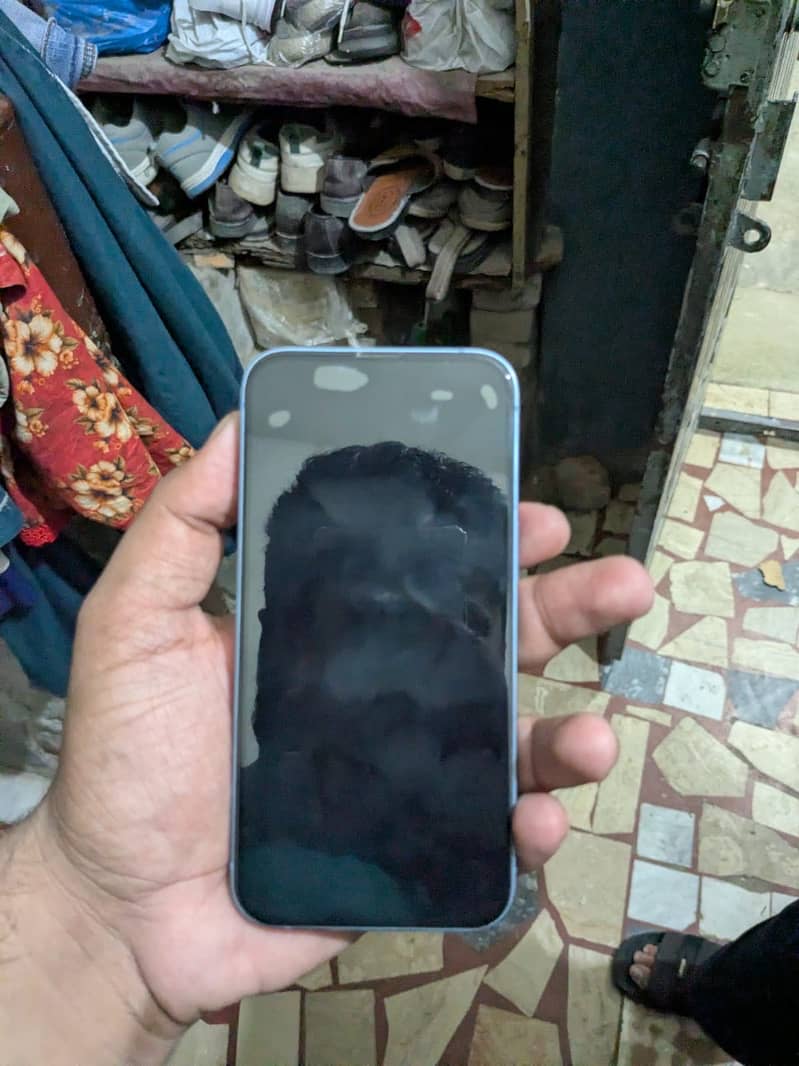 Apple iPhone 14 5