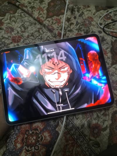 ipad M5 256gb 98 battery healthl