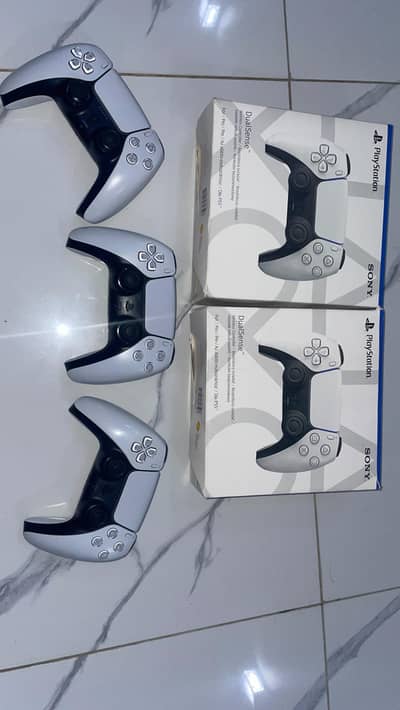 ps5 controllers brand new condition