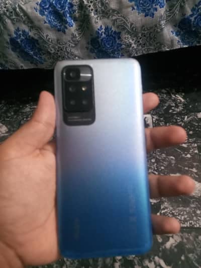 Xiaomi Redmi 10 4+3/128 total genuine set hy with box urgent sale.