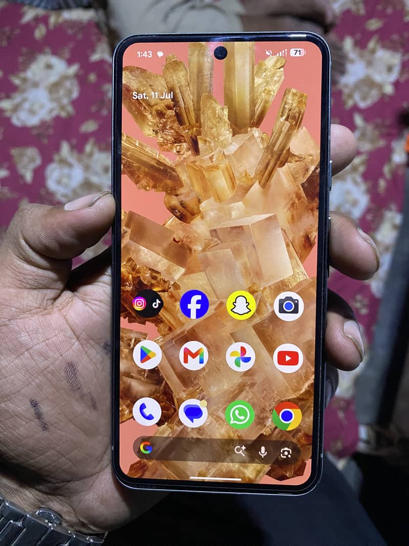 Google Pixel 8 5