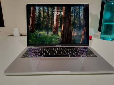 Macbook pro apple M1 chip 2020