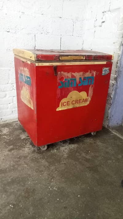 Commercial Ice Cream Deep Freezer | Full Working | Heavy Duty