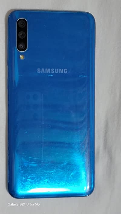 Samsung Mobile A50